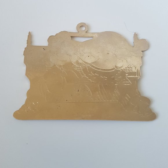 Santa Claus and Mrs. Claus "Mom & Dad" Metal Ornament - Picture 6 of 8